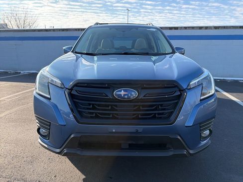 Used 2023 Subaru Forester Premium image 8
