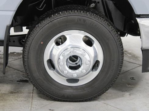 New 2026 Ford F350 Lariat AWD/4WD image 11