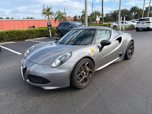 Used 2015 Alfa Romeo 4C Base w/ Leather Interior Group image 17