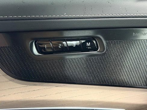 New 2026 Volvo XC90 B5 Plus w/ Protection Package image 11