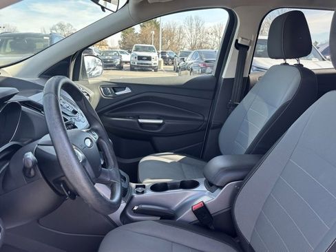 Used 2016 Ford Escape SE image 12