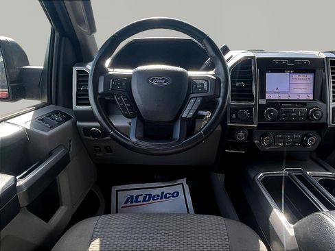 Used 2019 Ford F150 XLT w/ Equipment Group 302A Luxury AWD/4WD image 9