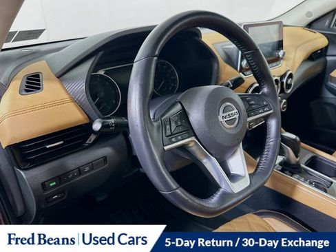 Used 2023 Nissan Sentra SV w/ SV Premium Package FWD image 13