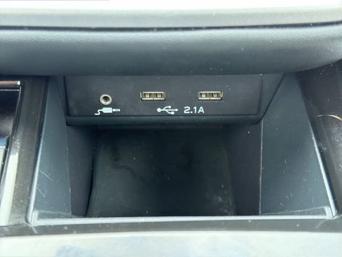 Used 2020 Subaru Outback Limited image 34