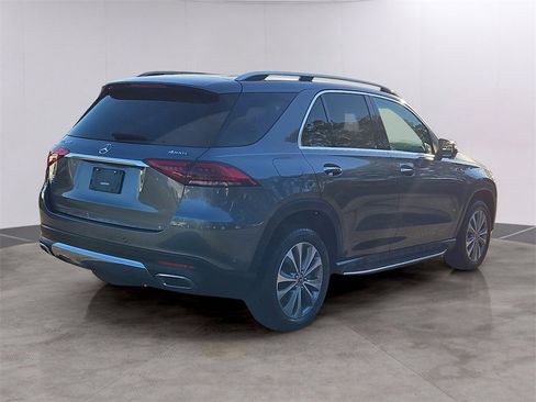 Used 2020 Mercedes-Benz GLE 450 4MATIC w/ Premium Package image 4