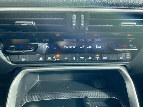 Used 2025 MAZDA CX-90 3.3 Turbo w/ Preferred Package image 27