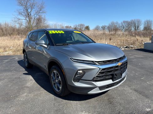 Used 2024 Chevrolet Blazer LT image 8