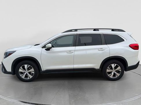 Used 2024 Subaru Ascent Premium AWD/4WD image 7