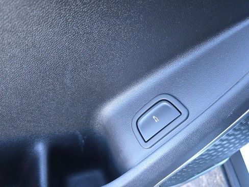 Certified 2025 Buick Enclave Preferred image 25