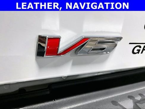 Used 2022 GMC Canyon AT4 w/ Trailering Package image 24