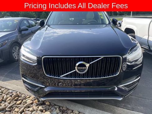 Used 2017 Volvo XC90 T6 Momentum w/ Vision Package AWD/4WD image 12