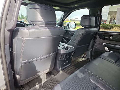 Used 2022 Toyota Tundra Platinum image 18