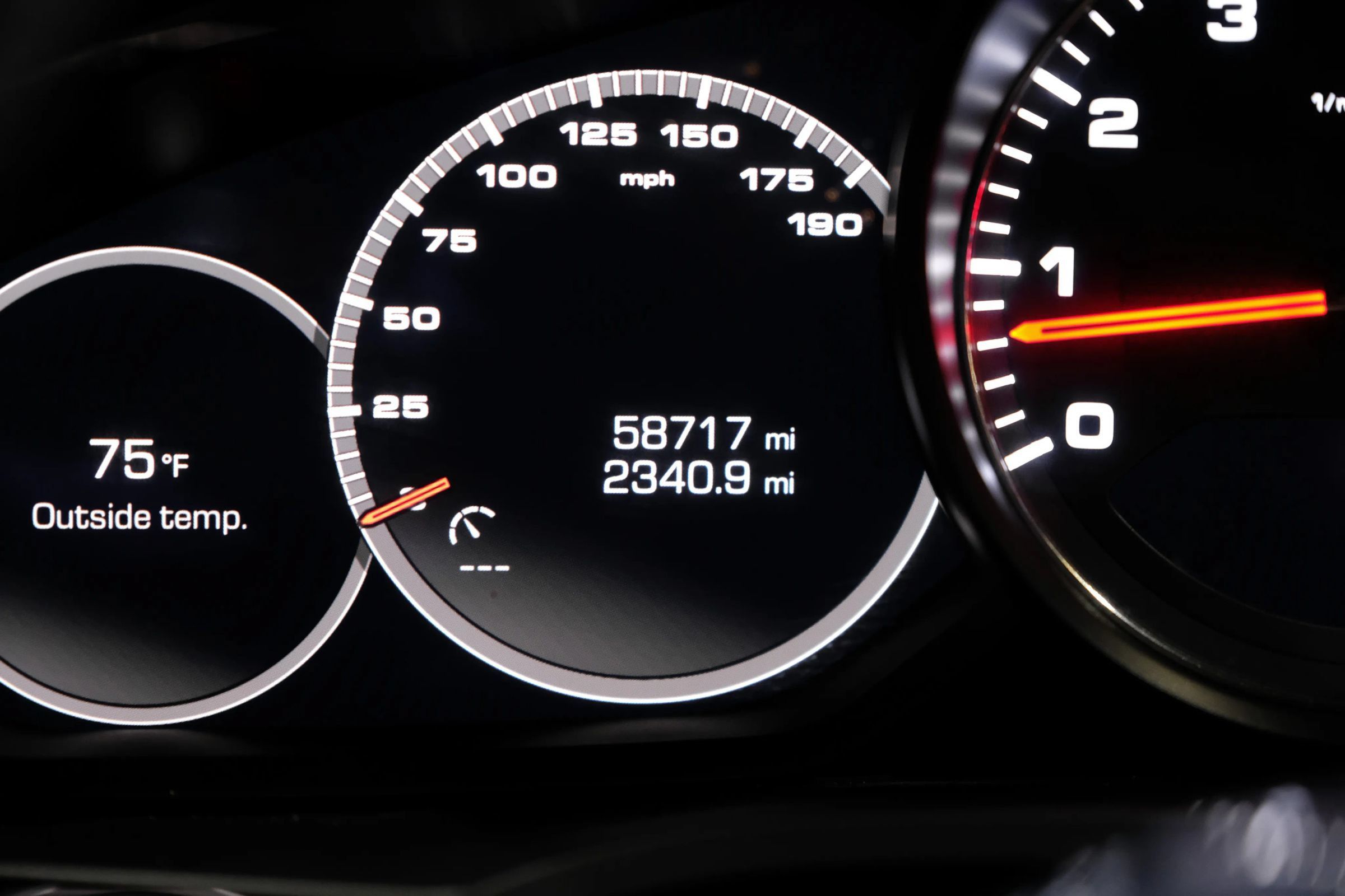 Used 2019 Porsche Cayenne S AWD/4WD image 16