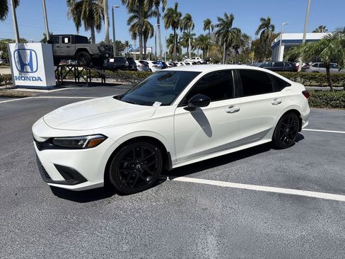 Certified 2024 Honda Civic Sport image 4