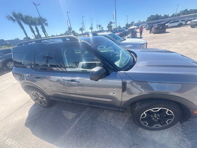 Used 2025 Ford Bronco Sport Outer Banks w/ Outer Banks Tech Package+ AWD/4WD image 2