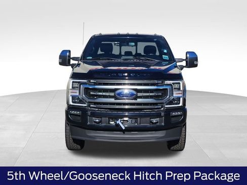 Certified 2022 Ford F350 Platinum image 3