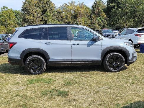 Used 2022 Honda Pilot TrailSport image 6