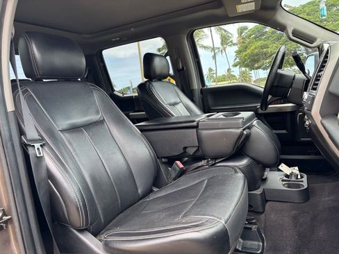 Used 2019 Ford F150 Lariat RWD image 9