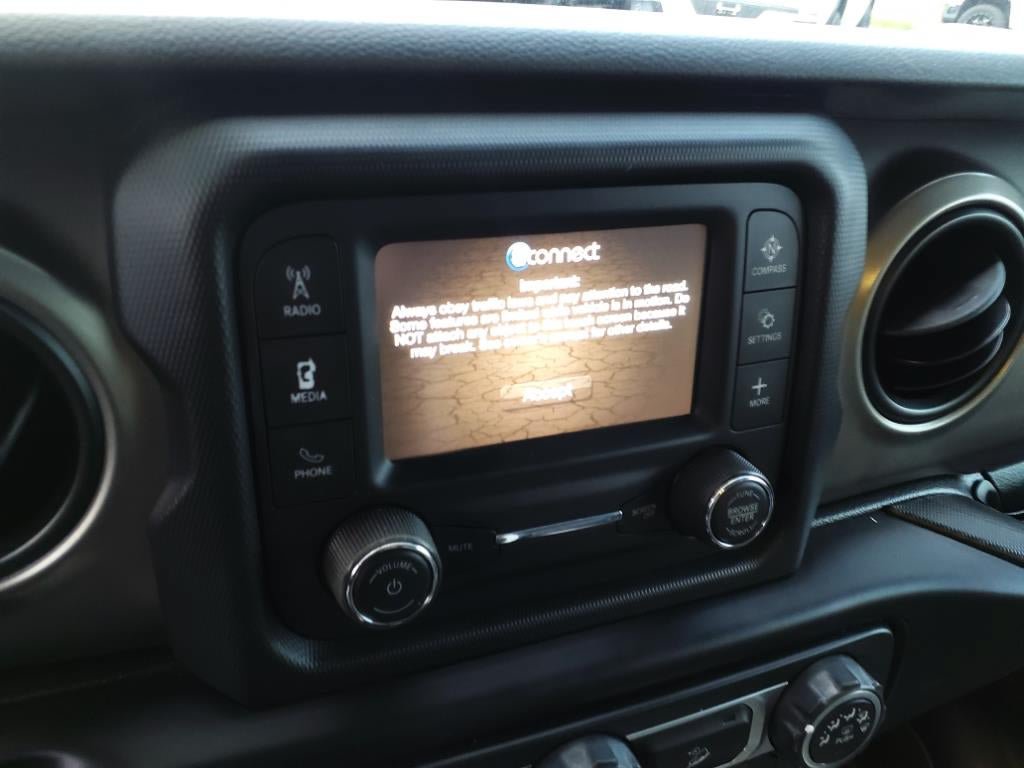 Used 2020 Jeep Wrangler Unlimited Sport S AWD/4WD image 19