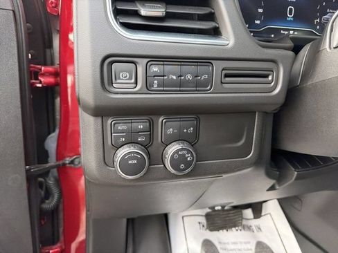 Used 2022 Chevrolet Tahoe LT AWD/4WD image 17