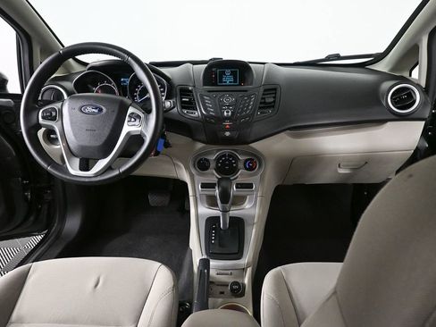 Used 2015 Ford Fiesta SE image 21