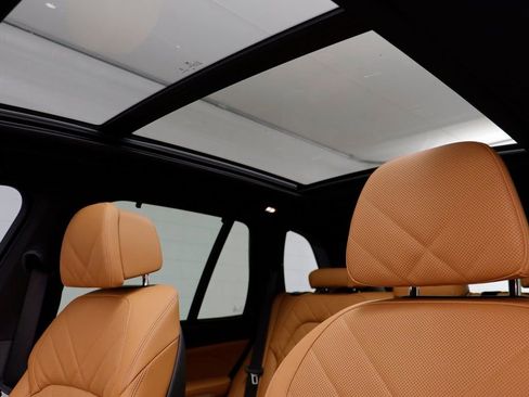 Certified 2026 BMW X5 xDrive40i w/ Climate Comfort Package image 13