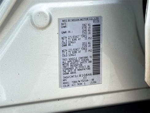 Used 2020 Nissan Rogue S image 32