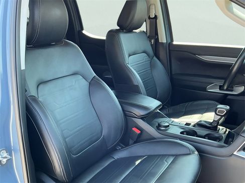 Used 2024 Ford Ranger Lariat w/ Advanced Towing Package image 17