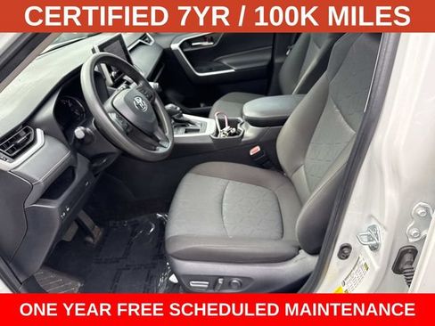 Used 2024 Toyota RAV4 XLE w/ Convenience Package FWD image 14