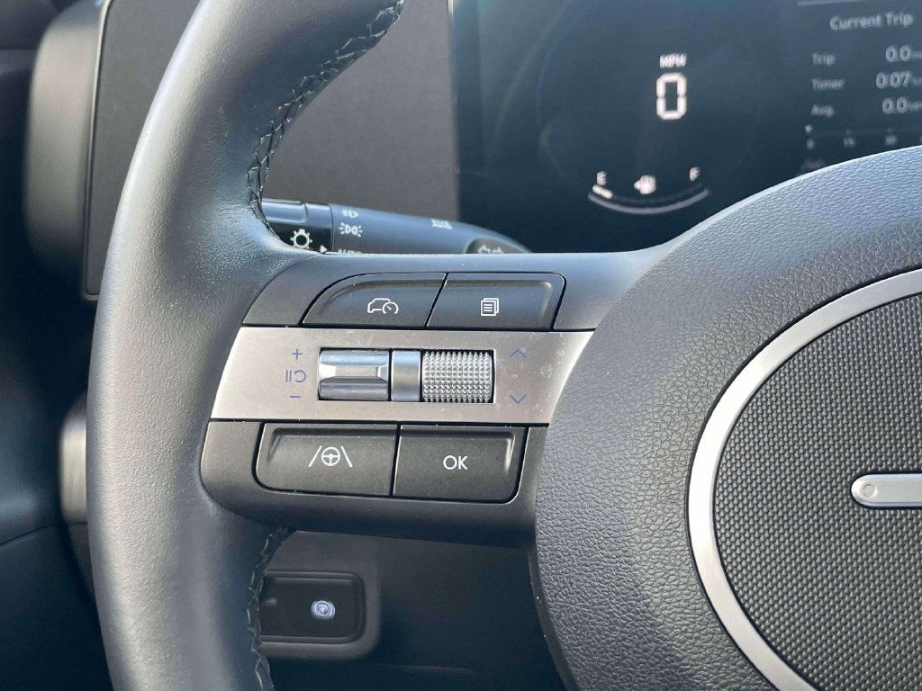 Used 2024 Hyundai Kona SEL AWD/4WD image 22