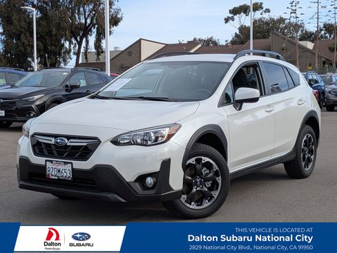 Certified 2021 Subaru Crosstrek 2.0i Premium image 1