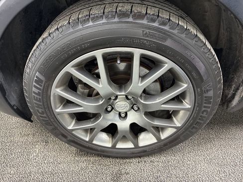 Used 2019 Buick Encore Sport Touring image 8