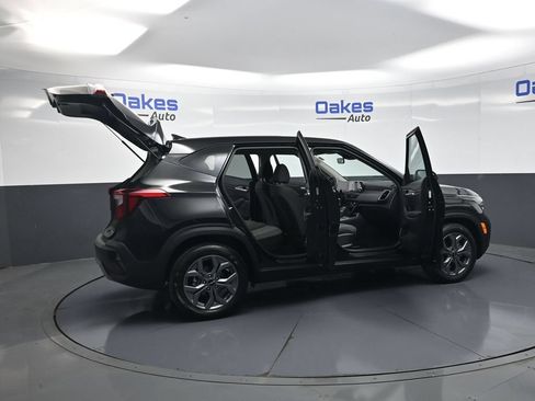 Certified 2026 Kia Seltos LX FWD image 51