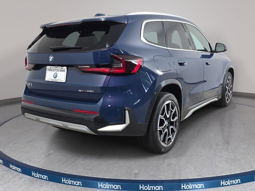 Certified 2026 BMW X1 xDrive28i w/ Technology Package AWD/4WD image 5