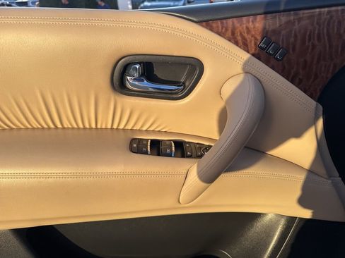 Used 2020 Nissan Armada Platinum w/ Captain's Chairs Package image 10