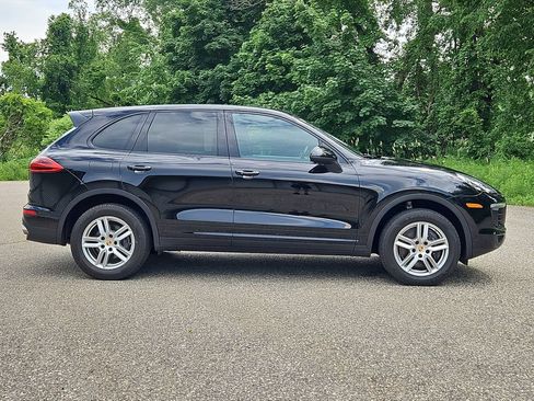 Used 2018 Porsche Cayenne AWD/4WD image 8
