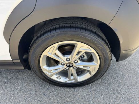 Used 2023 Hyundai Kona SEL FWD image 37