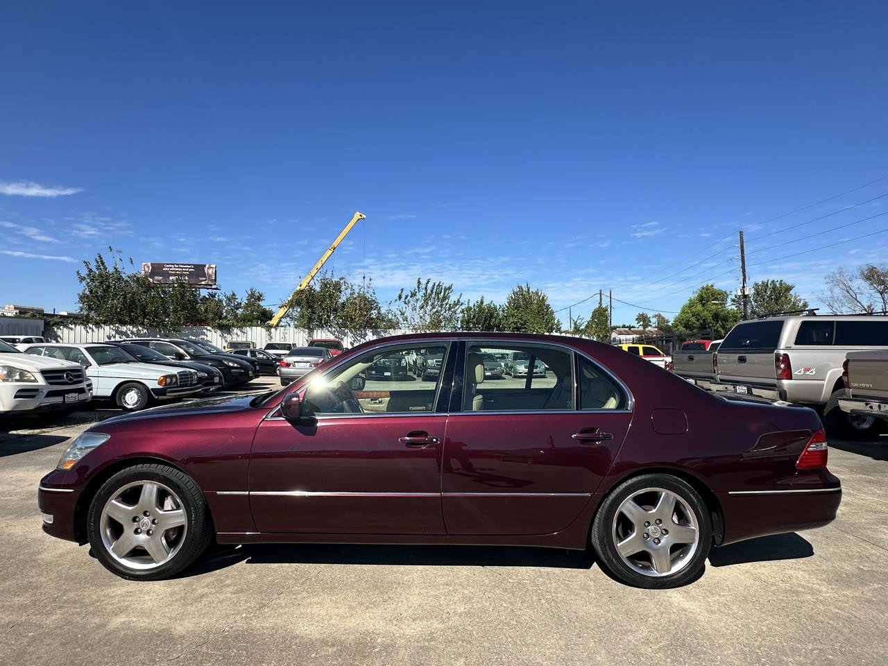 Used 2006 Lexus LS 430 w/ Modern Luxury Pkg RWD image 2