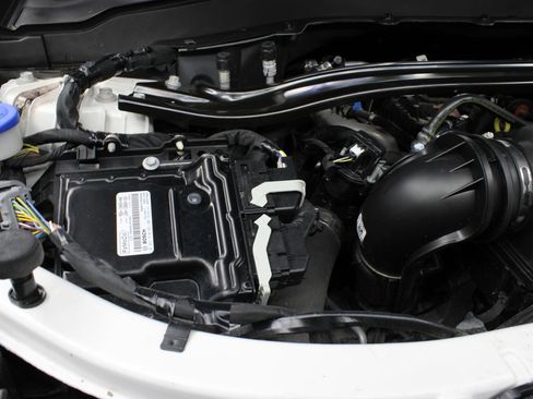 Used 2023 Ford Explorer ST-Line AWD/4WD image 32