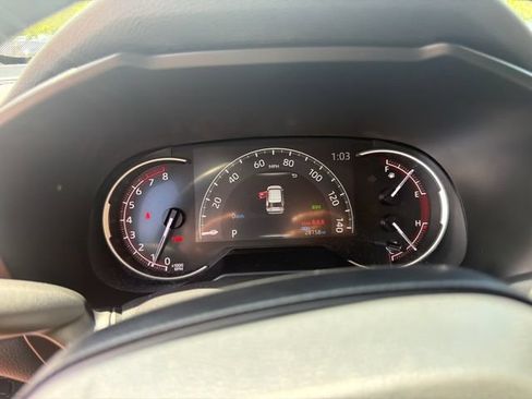 Certified 2025 Toyota RAV4 LE AWD/4WD image 30