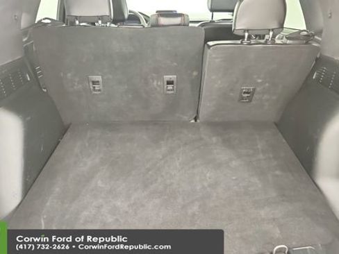 Used 2023 Ford Escape ST-Line image 22