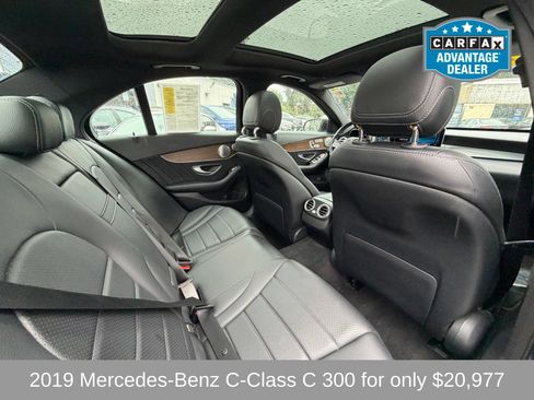 Used 2019 Mercedes-Benz C 300 4MATIC Sedan image 12