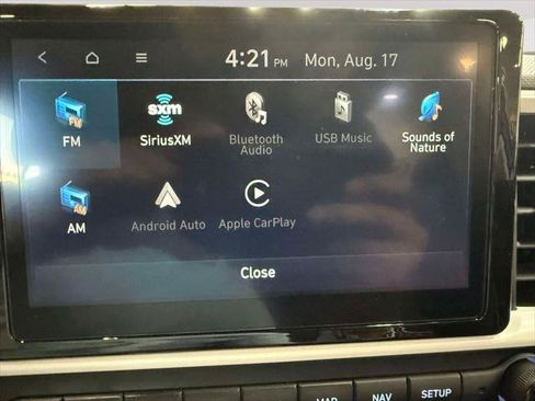 Certified 2022 Hyundai Venue Limited FWD image 32