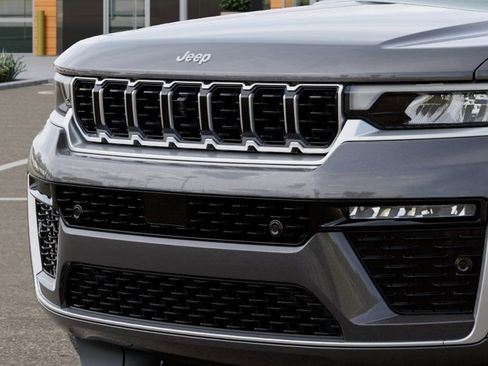 New 2026 Jeep Grand Cherokee L Summit w/ Advanced Protech Group IV AWD/4WD image 12