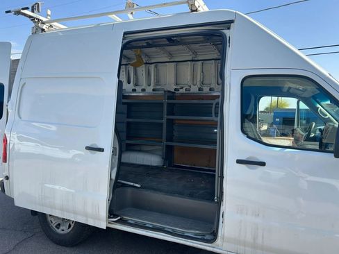 Used 2016 Nissan NV 3500 SV w/ Technology Package image 8