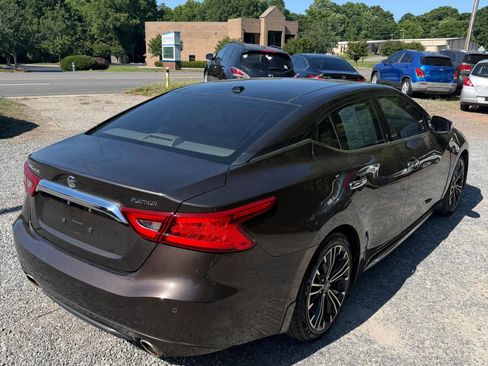 Used 2016 Nissan Maxima Platinum FWD image 7