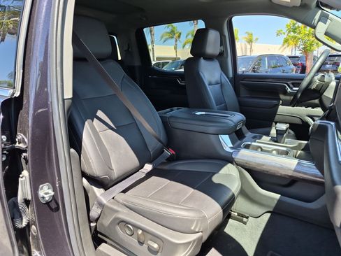 Used 2022 Chevrolet Silverado 1500 LTZ w/ Technology Package RWD image 31