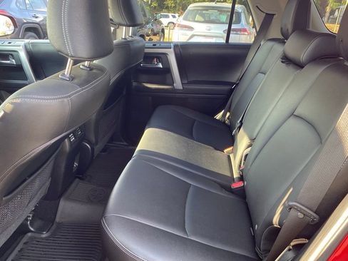 Used 2022 Toyota 4Runner TRD Sport image 8