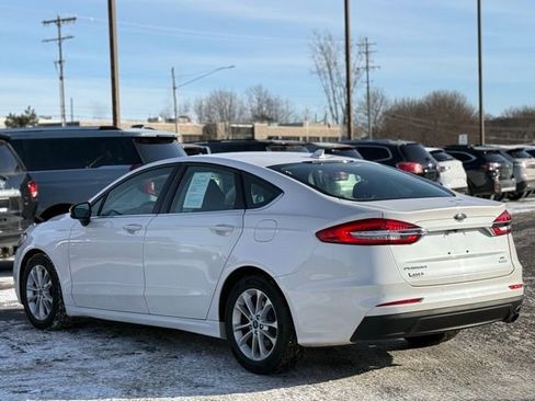 Certified 2020 Ford Fusion SE image 41