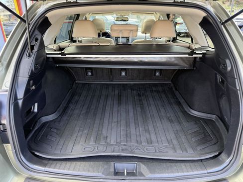 Used 2018 Subaru Outback 2.5i Limited w/ Popular Package #2 image 14